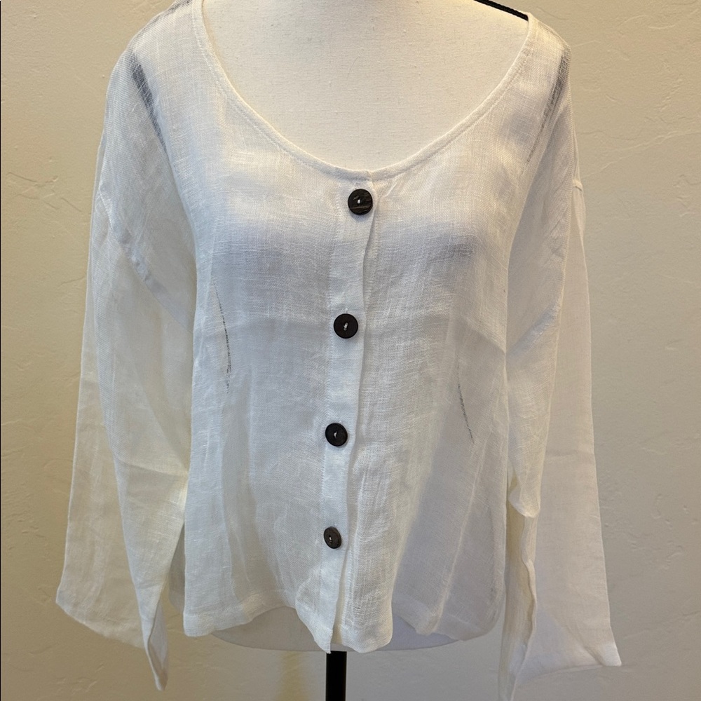Lightweight White Button-Front Women’s Top